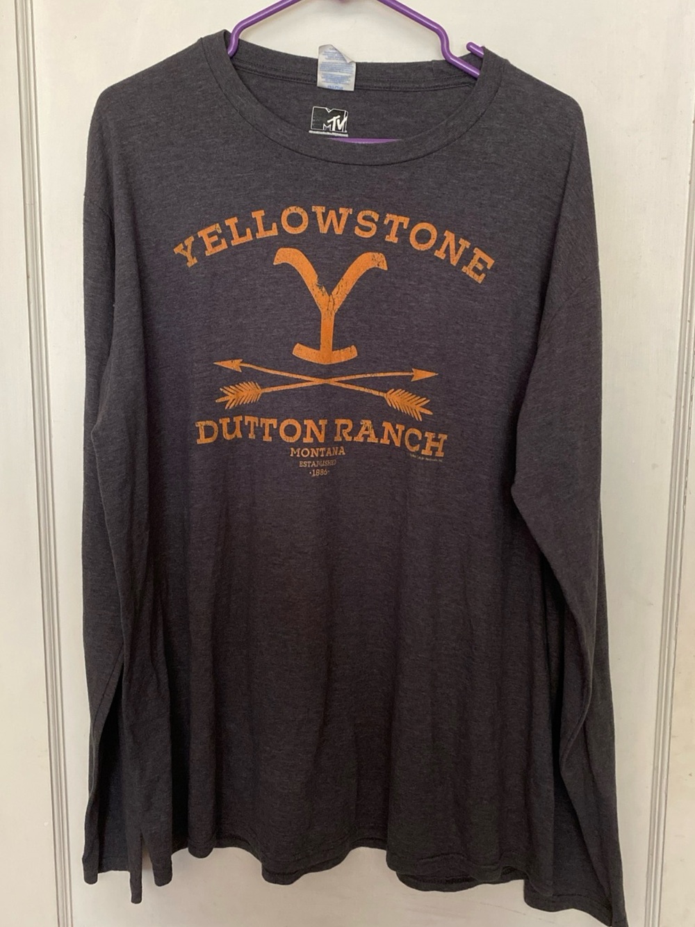 ! Yellowstone Dutton Ranch long sleeve t-shirt men's XL Grey